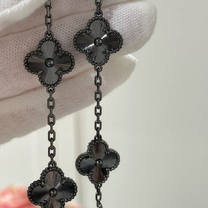 [Grace Jewelry]CLOVER 5 MOTIF BLACK BRACELET