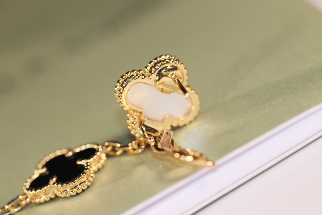 [Grace Jewelry]CLOVER EARRINGS GOLD ONYX MOP 3 MOTIF