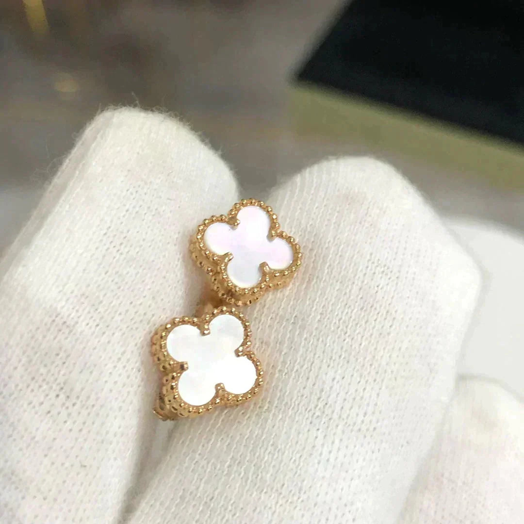 [Grace Jewelry]CLOVER MINI 9.5MM WHITE MOP EARRINGS