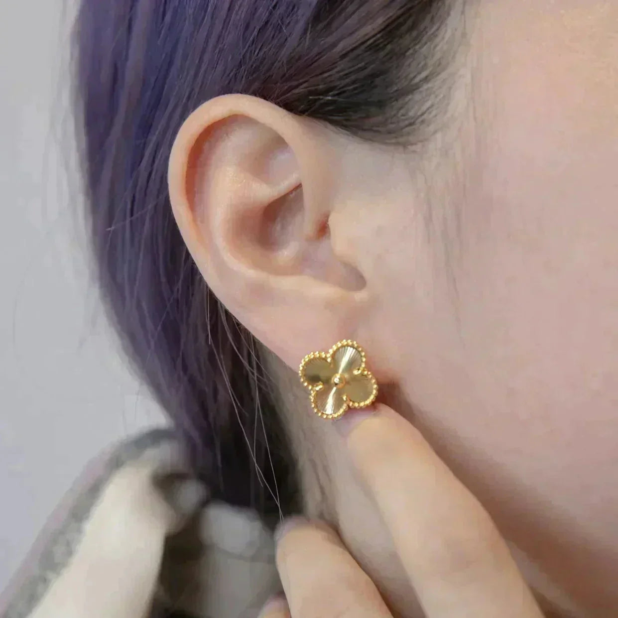 [Grace Jewelry]CLOVER MEDIUM 1 MOTIFS LASER EARRINGS