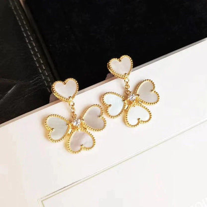 [Grace Jewelry]CLOVER SWEET WHITE MOP EARRINGS