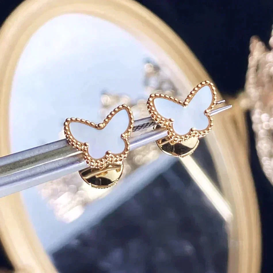 [Grace Jewelry]SWEET BUTTERFLY MOP EARSTUDS