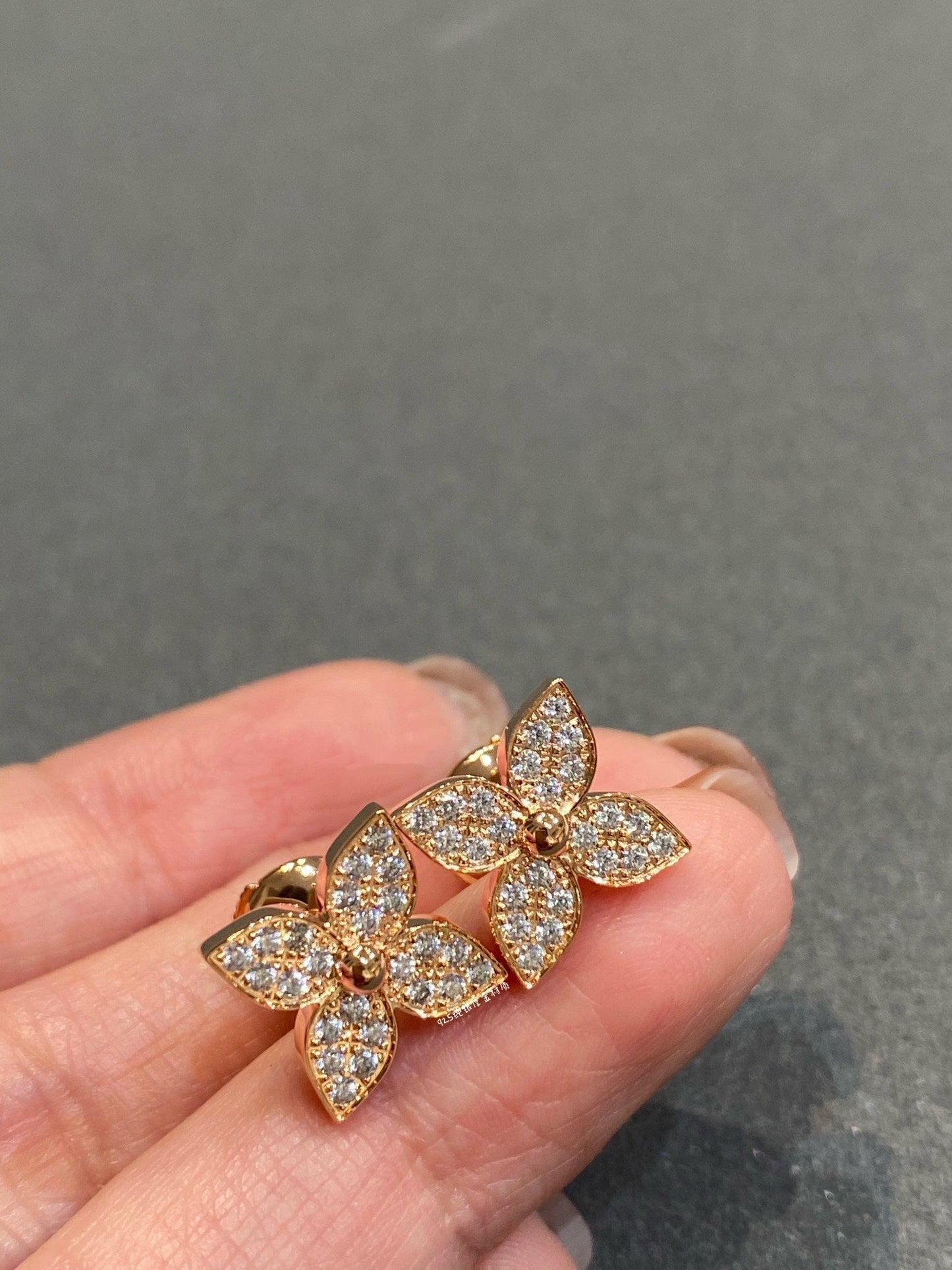 [Grace Jewelry]STAR DIAMOND EARRINGS