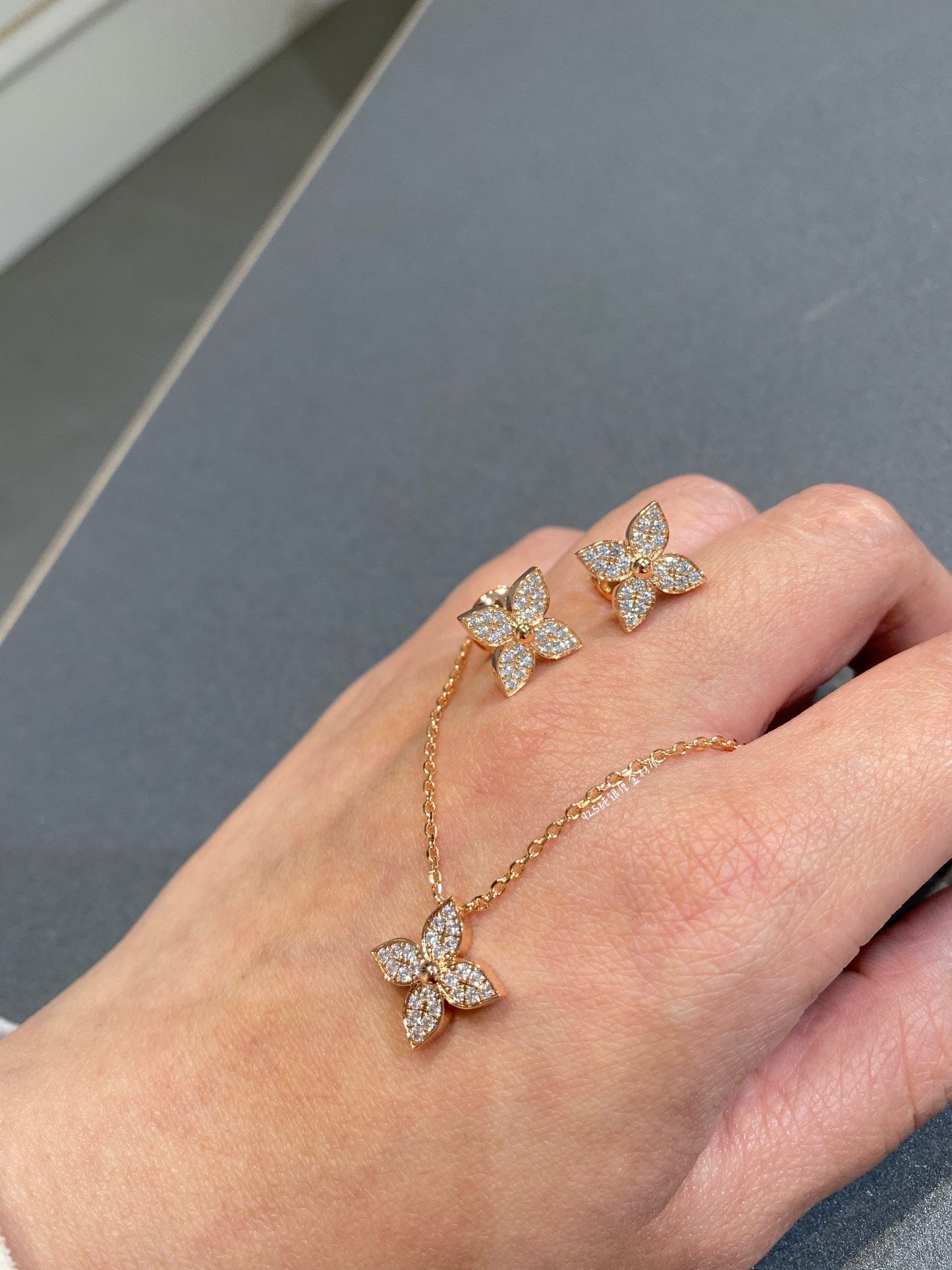 [Grace Jewelry]STAR DIAMOND NECKALCE