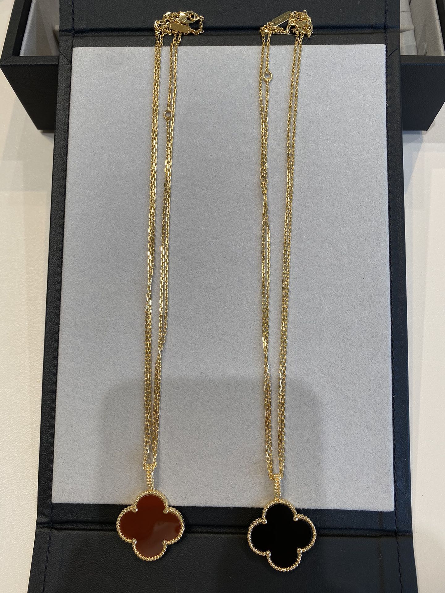 [Grace Jewelry]CLOVER 25MM NECKLACE GOLD CARNELIAN