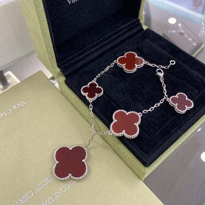 [Grace Jewelry]CLOVER 5 MOTIFS SIVLER CARNELIAN BRACELET