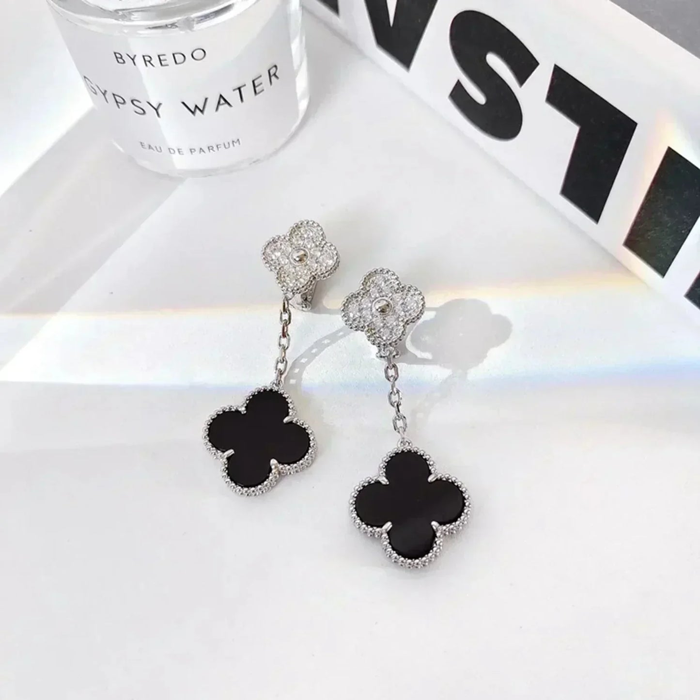 [Grace Jewelry]CLOVER 2 MOTIFS  DIAMOND ONYX EARRINGS SILVER