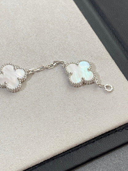 [Grace Jewelry]CLOVER SILVER MOP 5 MOTIF BRACELET