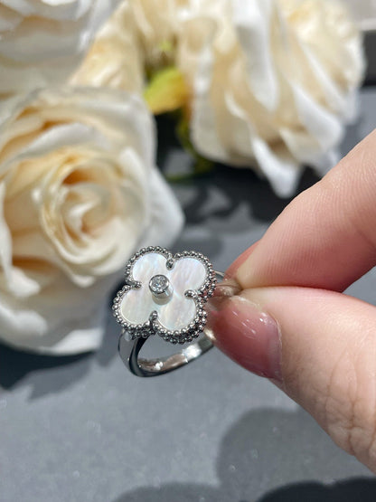 [Grace Jewelry]CLOVER SILVER MOP DIAMOND RING