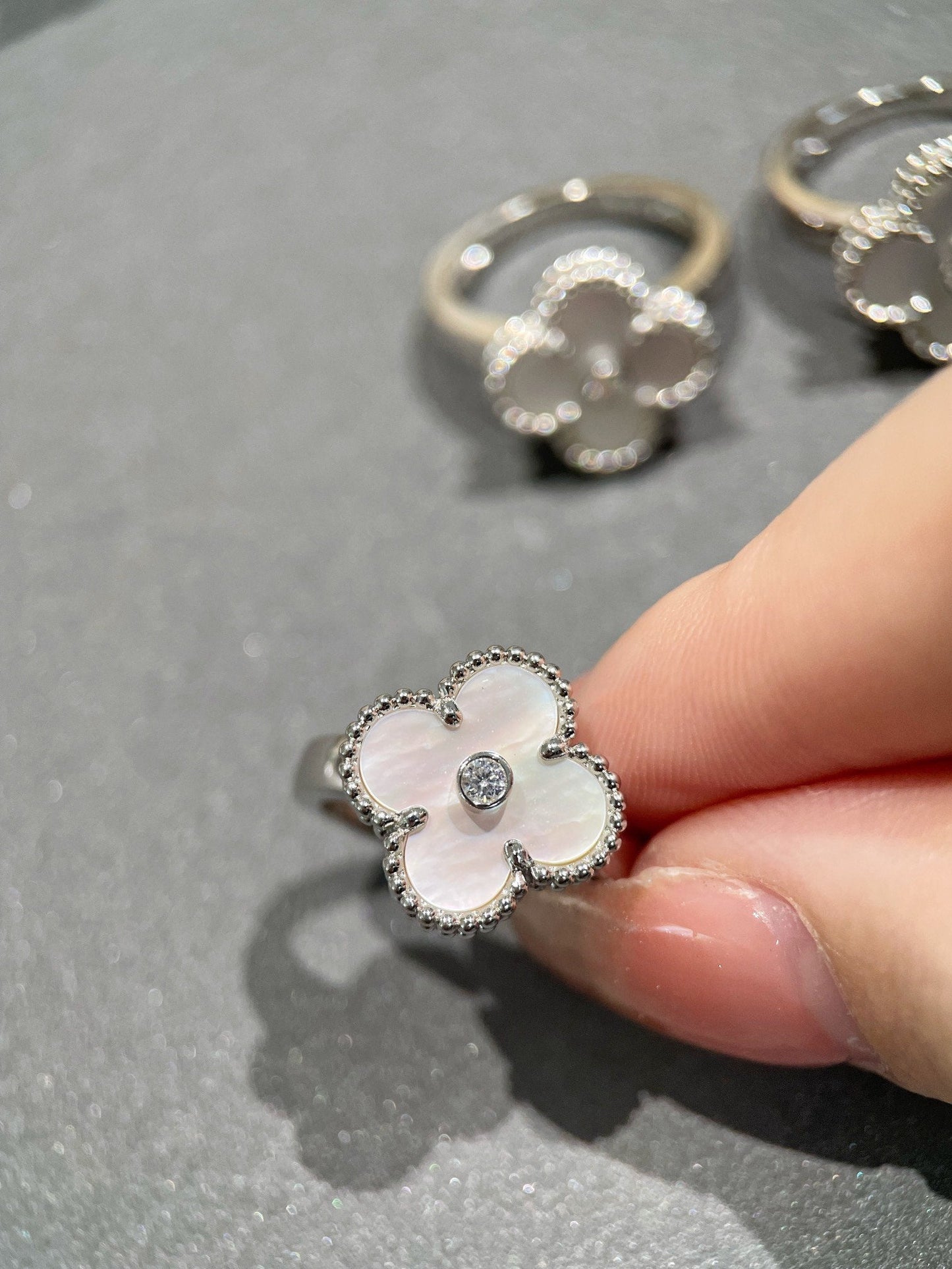 [Grace Jewelry]CLOVER SILVER MOP DIAMOND RING