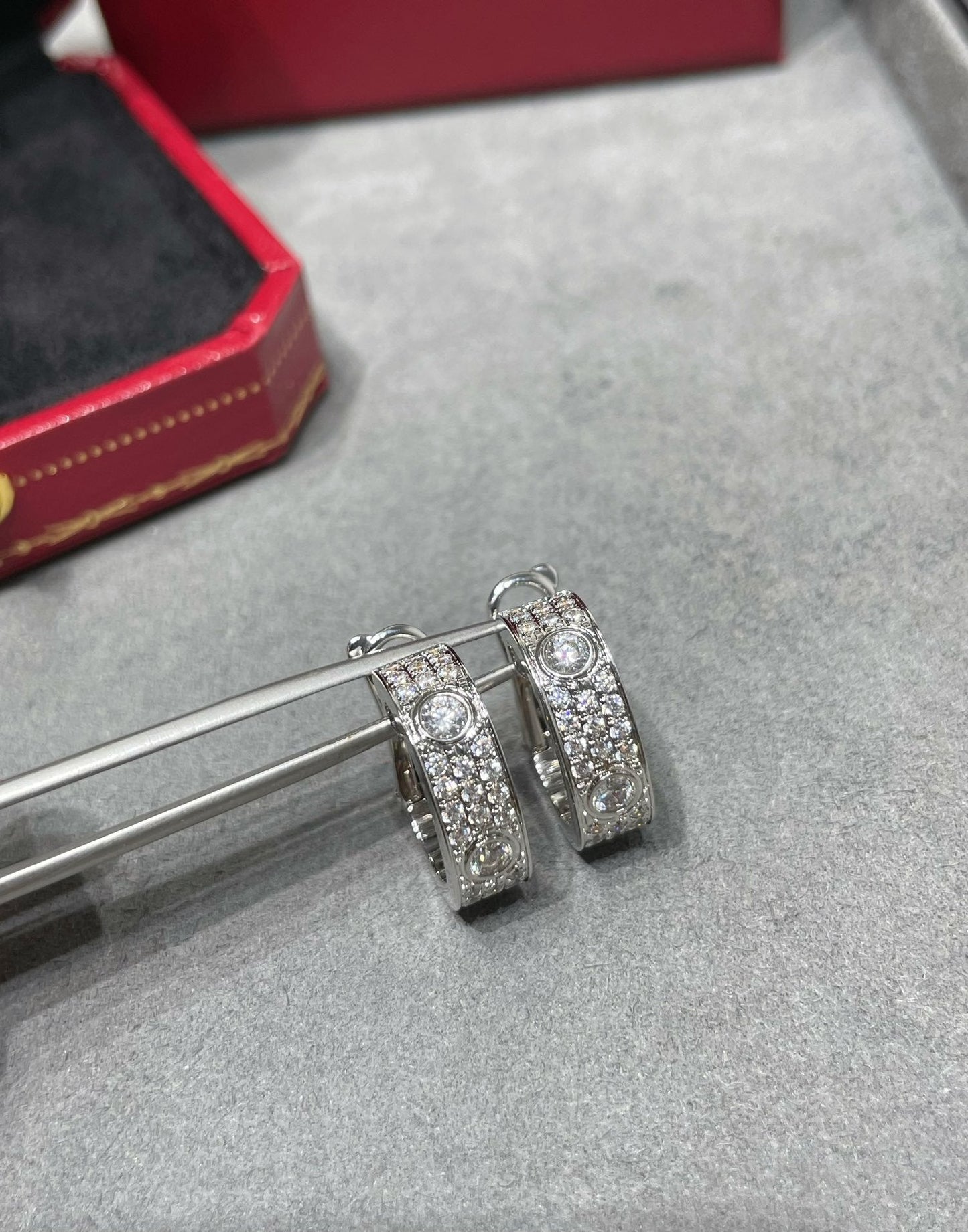 [Grace Jewelry]LOVE 5.5MM DIAMOND PAVED EARRINGS