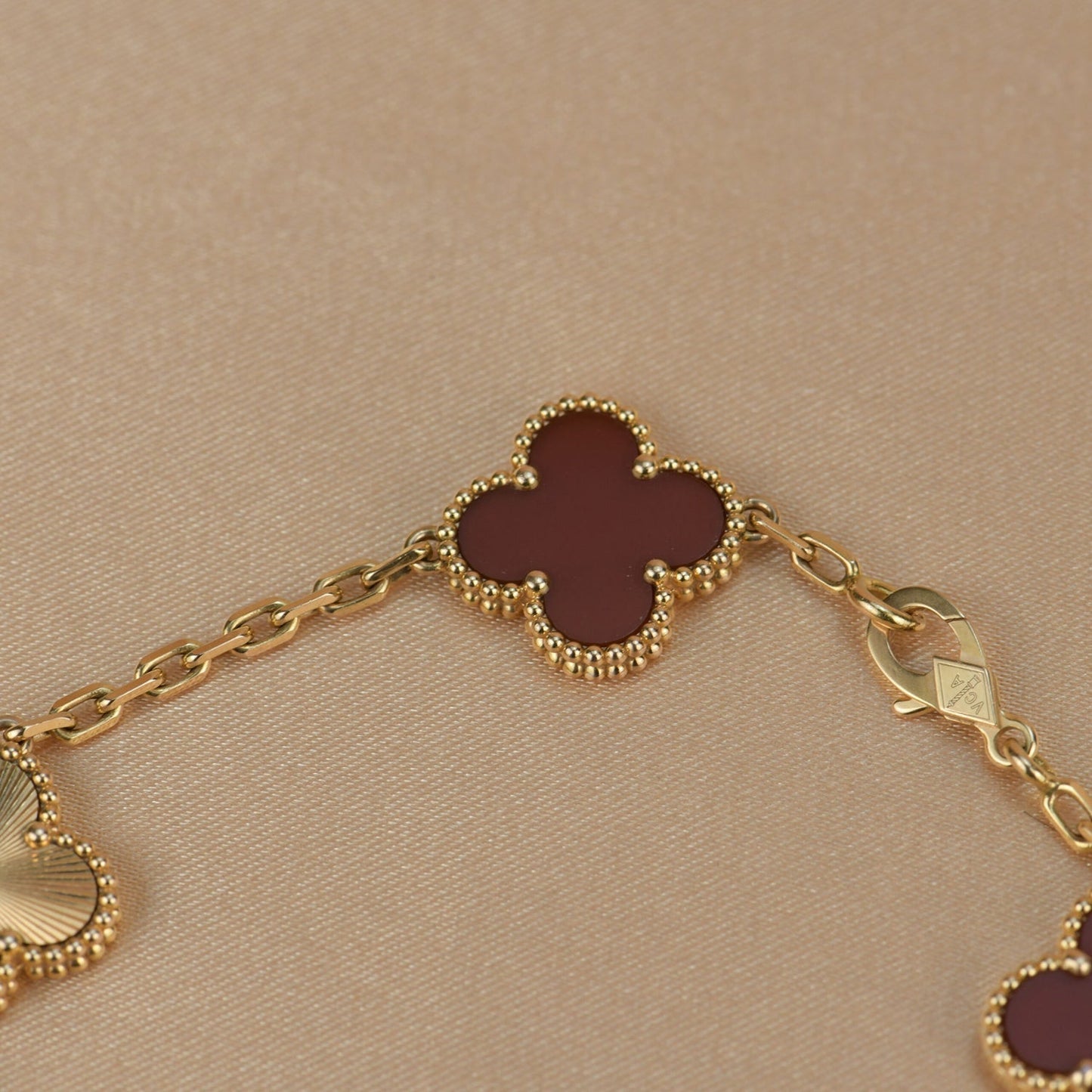 [Grace Jewelry]CLOVER  5 MOTIFS CARNELIAN GOLD BRACELET