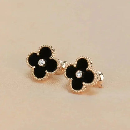 [Grace Jewelry]CLOVER MEDIUM 1 MOTIFS ONYX DIAMOND EARRINGS