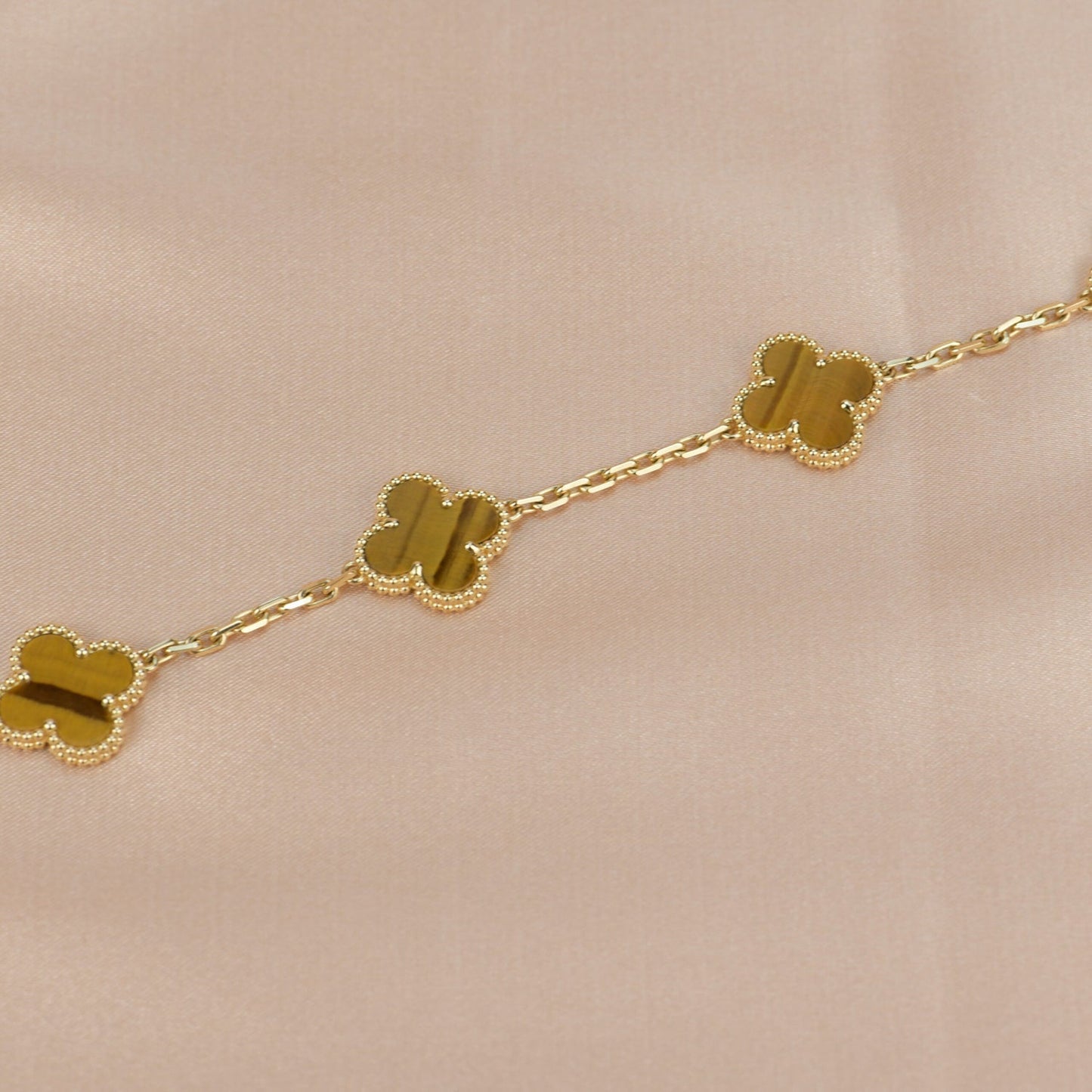 [Grace Jewelry]CLOVER  5 MOTIFS TIGER EYE BRACELET