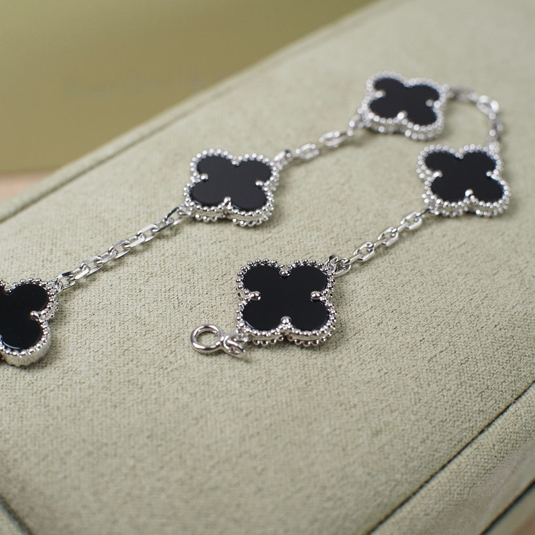 [Grace Jewelry]CLOVER 5 MOTIF ONYXS  BRACELET SILVER