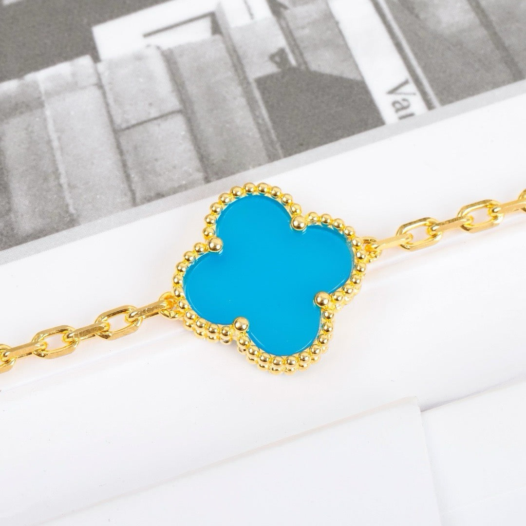 [Grace Jewelry]CLOVER 5 MOTIFS TURQUOISE BRACELET