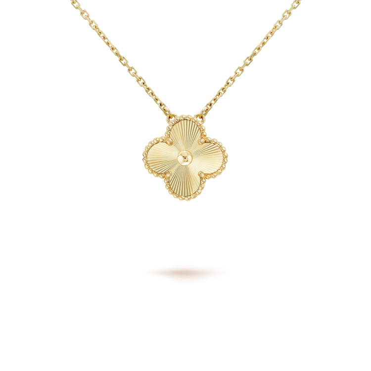 [Grace Jewelry]CLOVER 15MM LASER NECKLACE