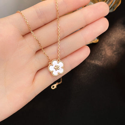 [Grace Jewelry]LUCKY  WHITE MOP  PLUM BLOSSOM NECKLACE