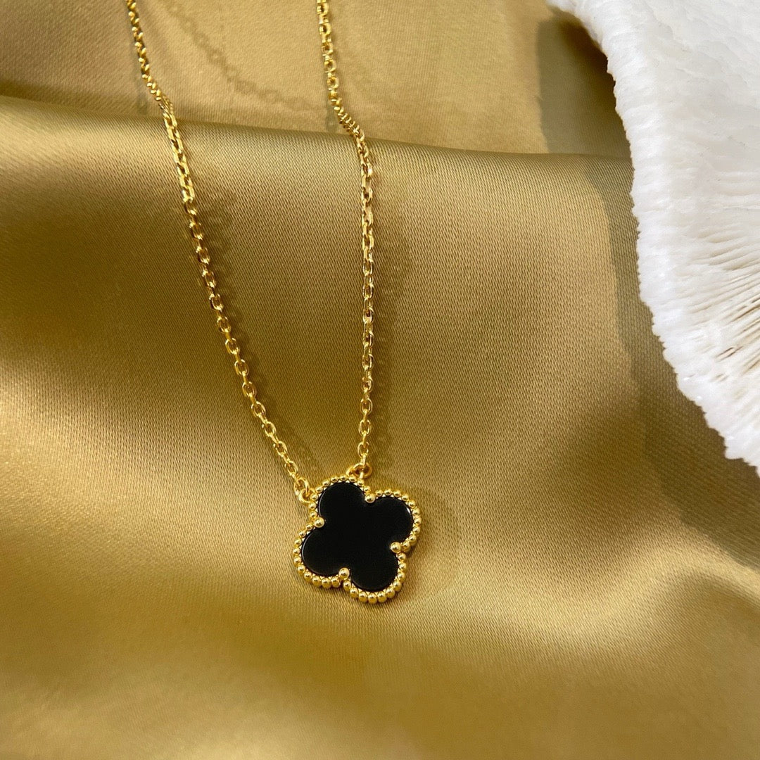 [Grace Jewelry]CLOVER 15MM BLACK ONYX SINGLE FLOWER NECKLACE