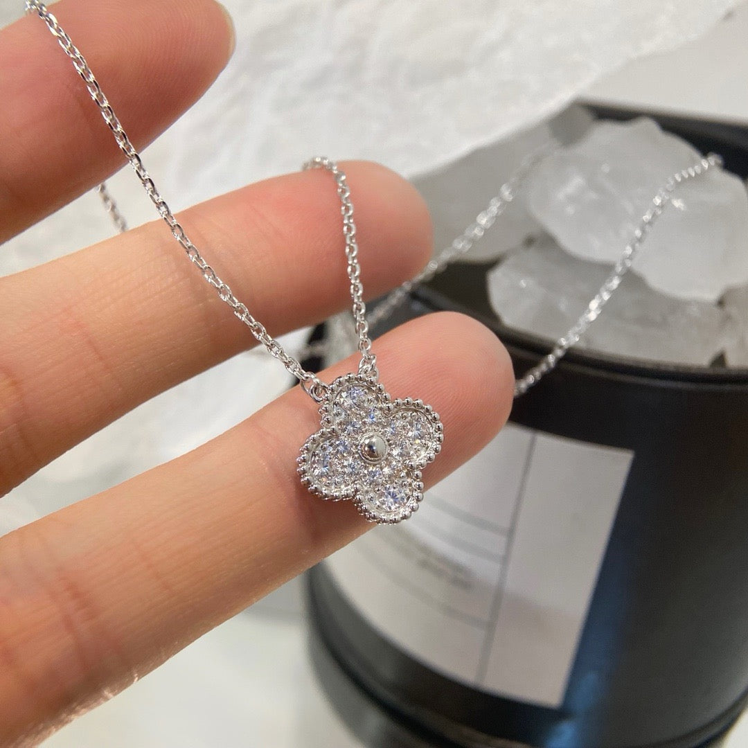 [Grace Jewelry]CLOVER 15MM DIAMOND SINGLE FLOWER NECKLACE