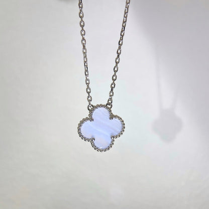 [Grace Jewelry]CLOVER 15MM BLUE CHALCEDONY NECKLACE SILVER