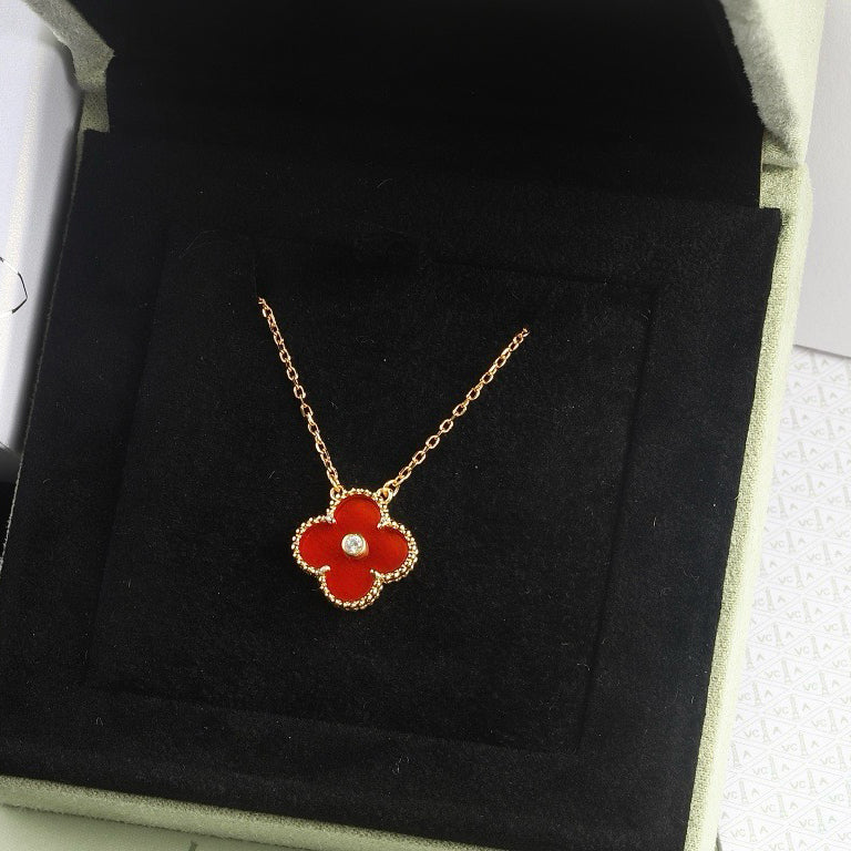 [Grace Jewelry]CLOVER 15MM DIAMOND CARNELIAN NECKLACE