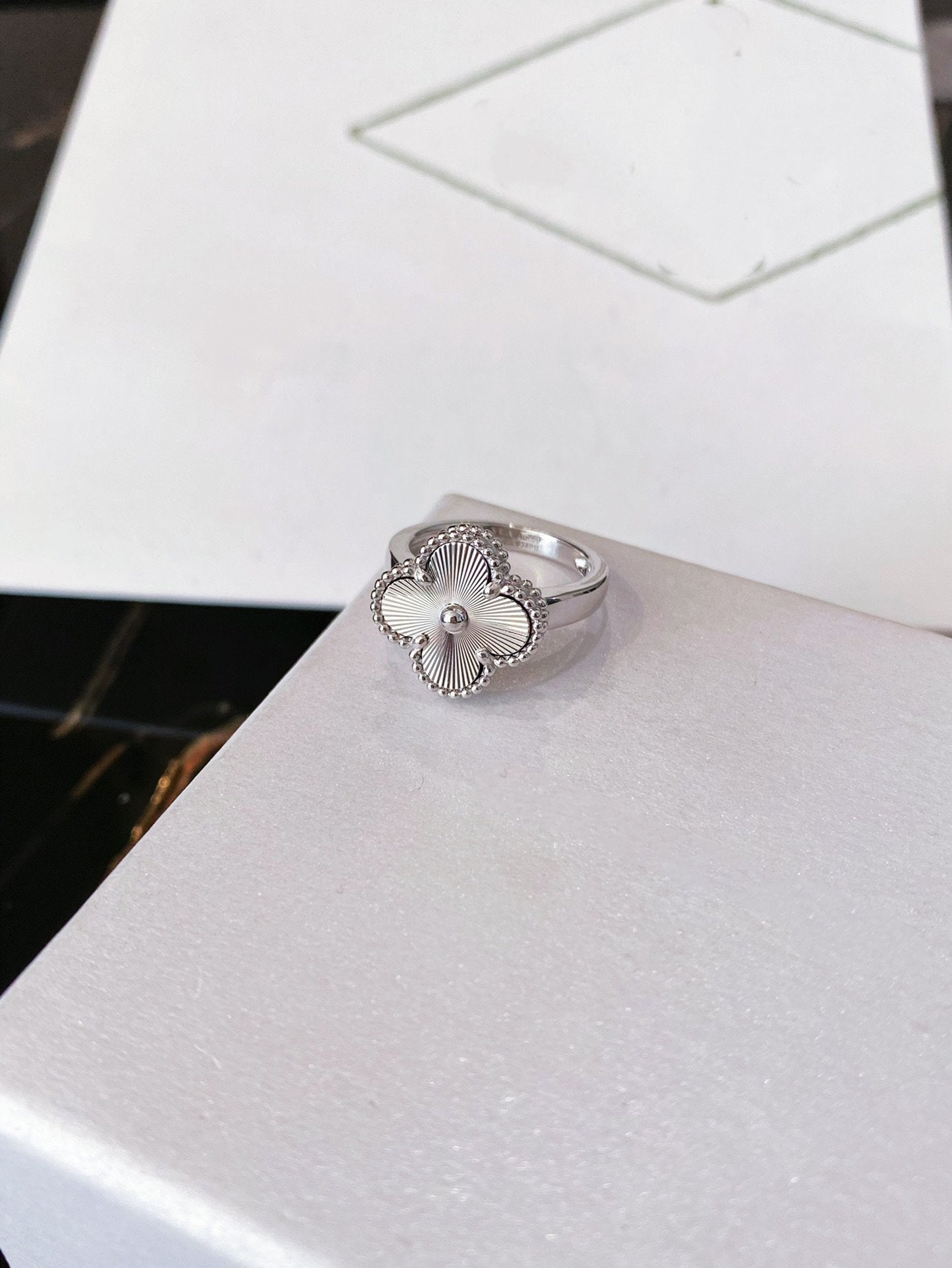 [Grace Jewelry]CLOVER SILVER RING