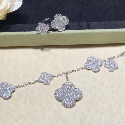 [Grace Jewelry]CLOVER 6 MOTIFS SILVER DIAMOND BRACELET