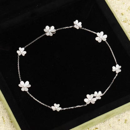 [Grace Jewelry]FRIVOLE SILVER 9 FLOWERS NECKLACE