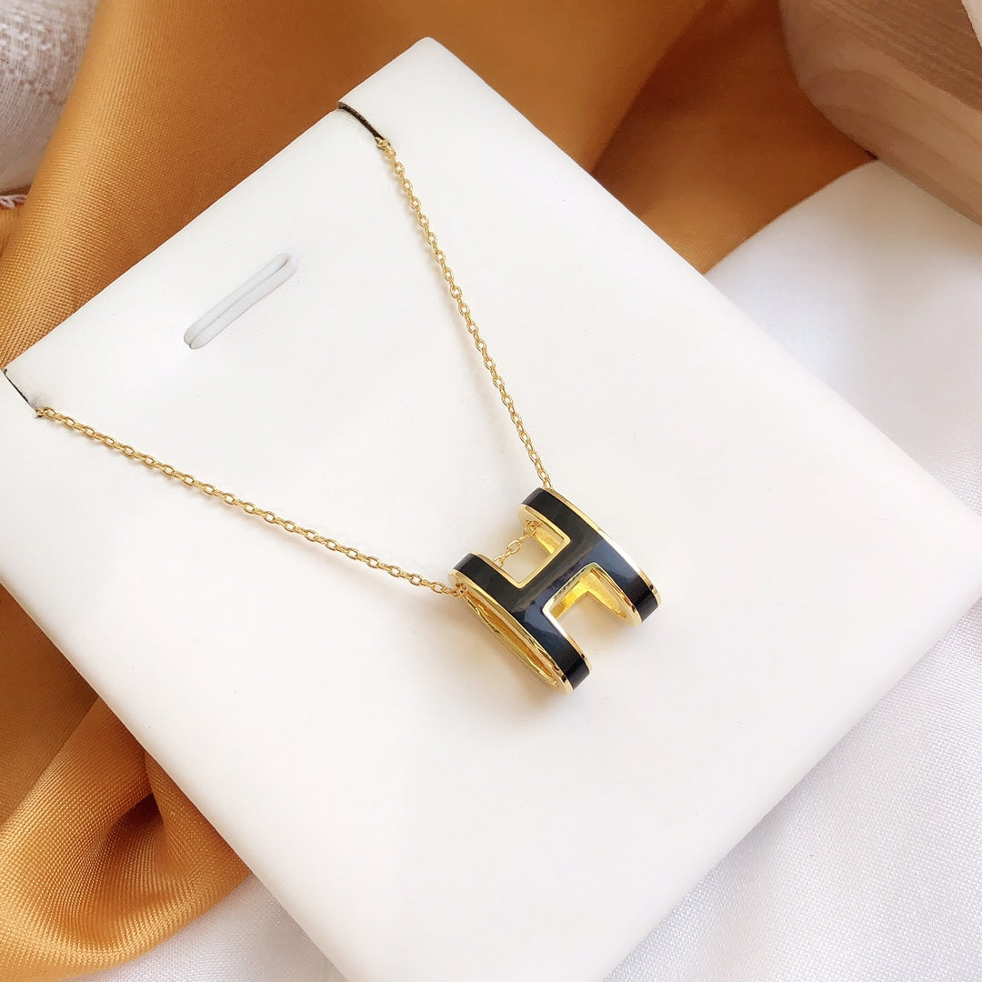 [Grace Jewelry]HM CLIC BLACK ENAMEL GOLD NECKLACE