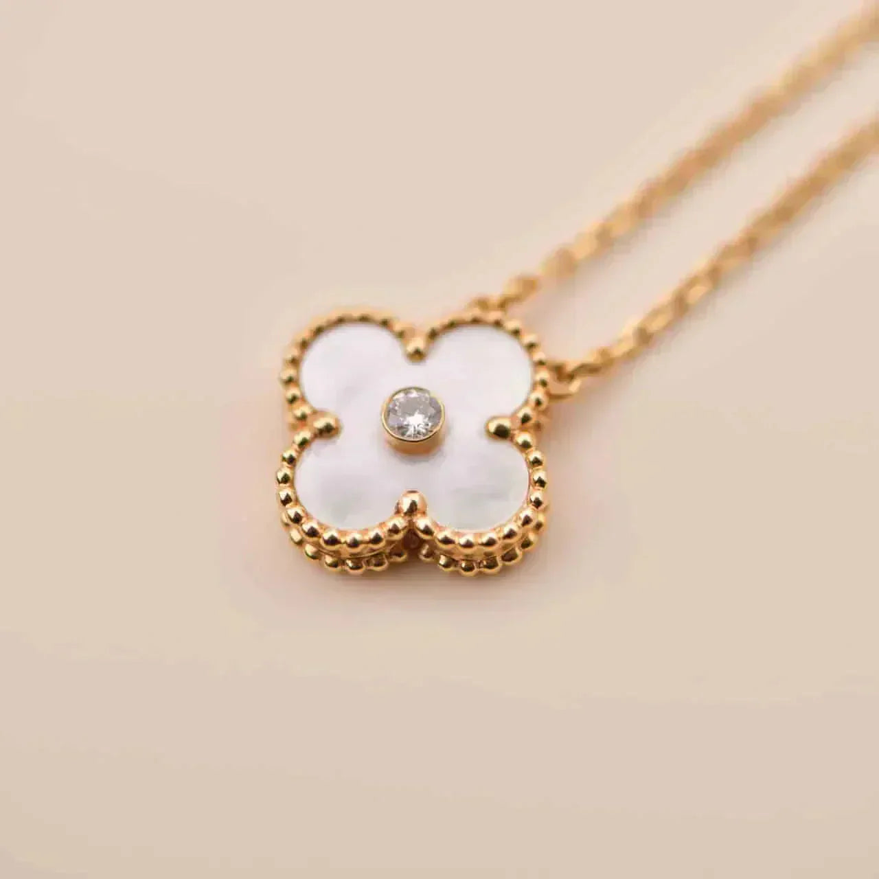 [Grace Jewelry]CLOVER 15MM DIAMOND WHITE FRITILLARIA NECKLACE