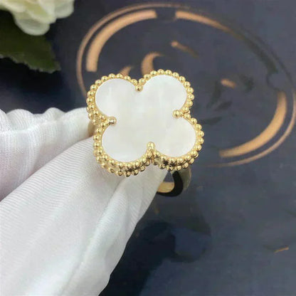 [Grace Jewelry]CLOVER WHITE MOP RING