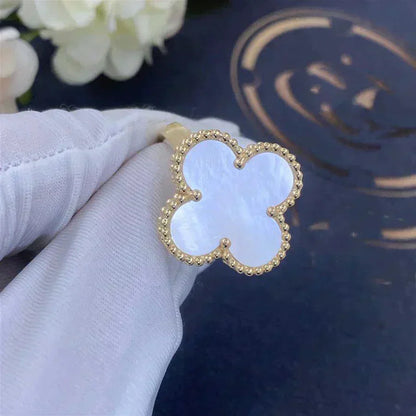 [Grace Jewelry]CLOVER WHITE MOP RING