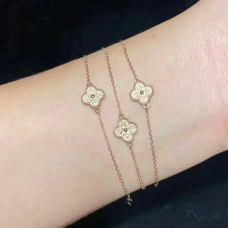 [Grace Jewelry]CLOVER SINGLE FLOWER BRACELET