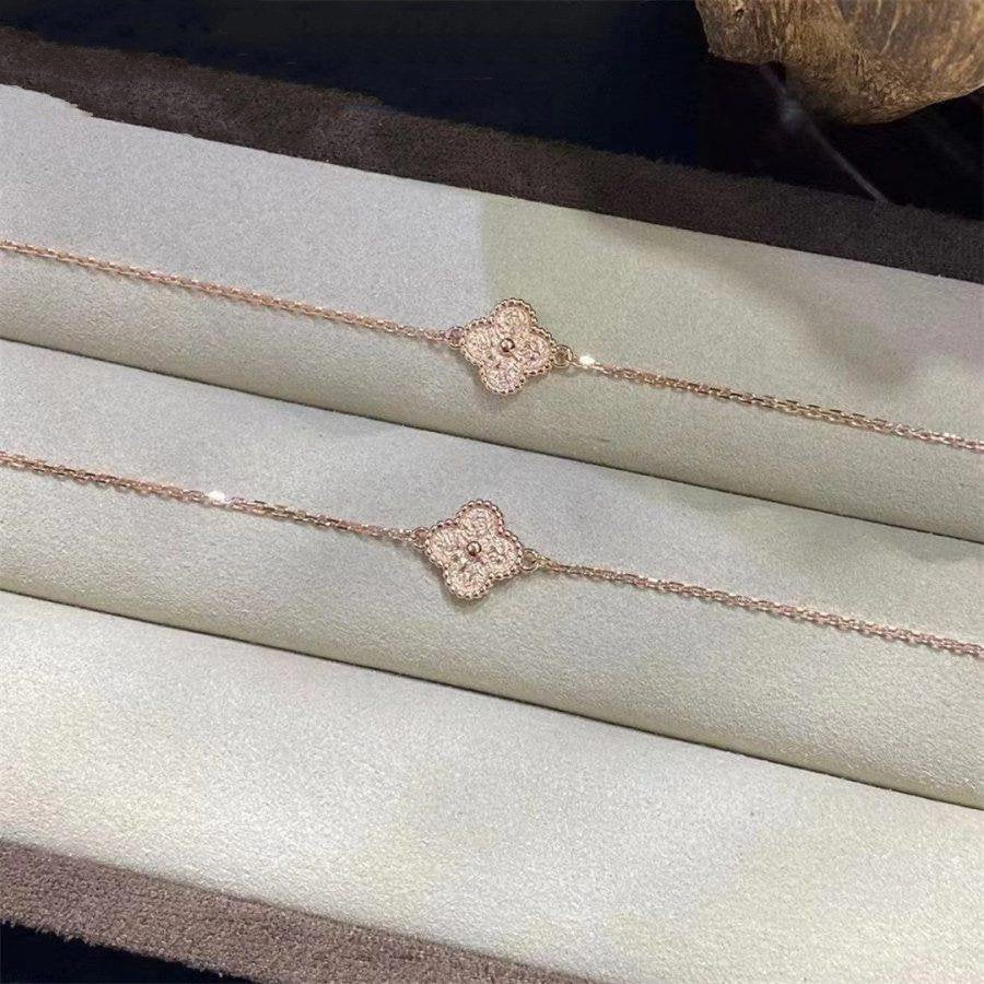 [Grace Jewelry]CLOVER SINGLE FLOWER BRACELET