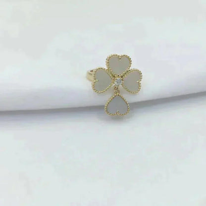 [Grace Jewelry]SWEET CLOVER WHITE MOP RING