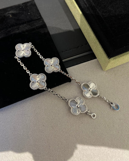 [Grace Jewelry]CLOVER SILVER 5 MOTIFS BRACELET